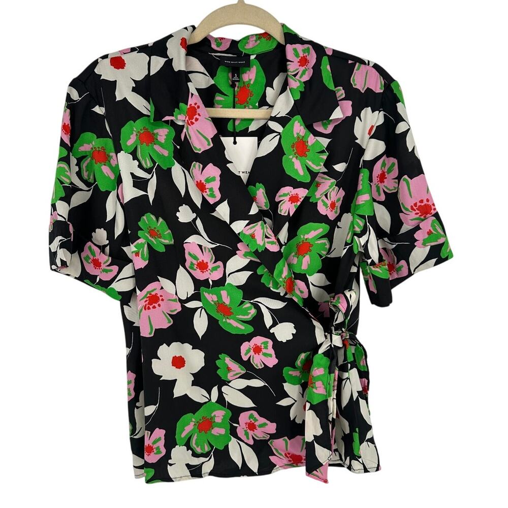 Who What Wear Floral Wrap Top S NWT Black Green Boho Cottagecore Short Sleeve